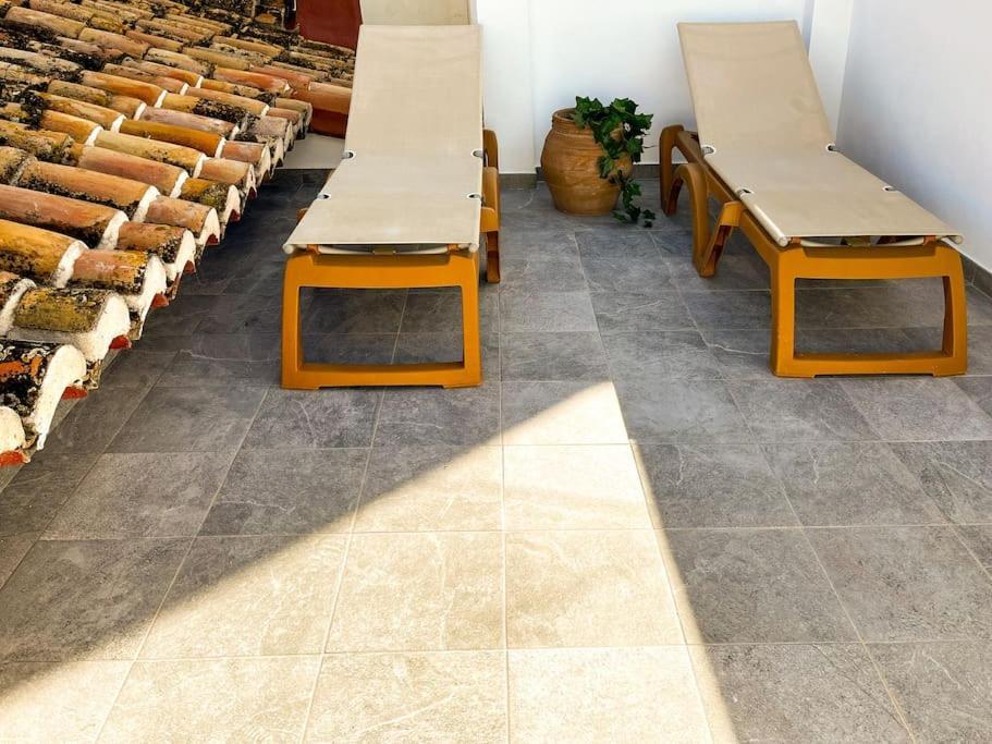Beachfront House Piles Bagian luar foto