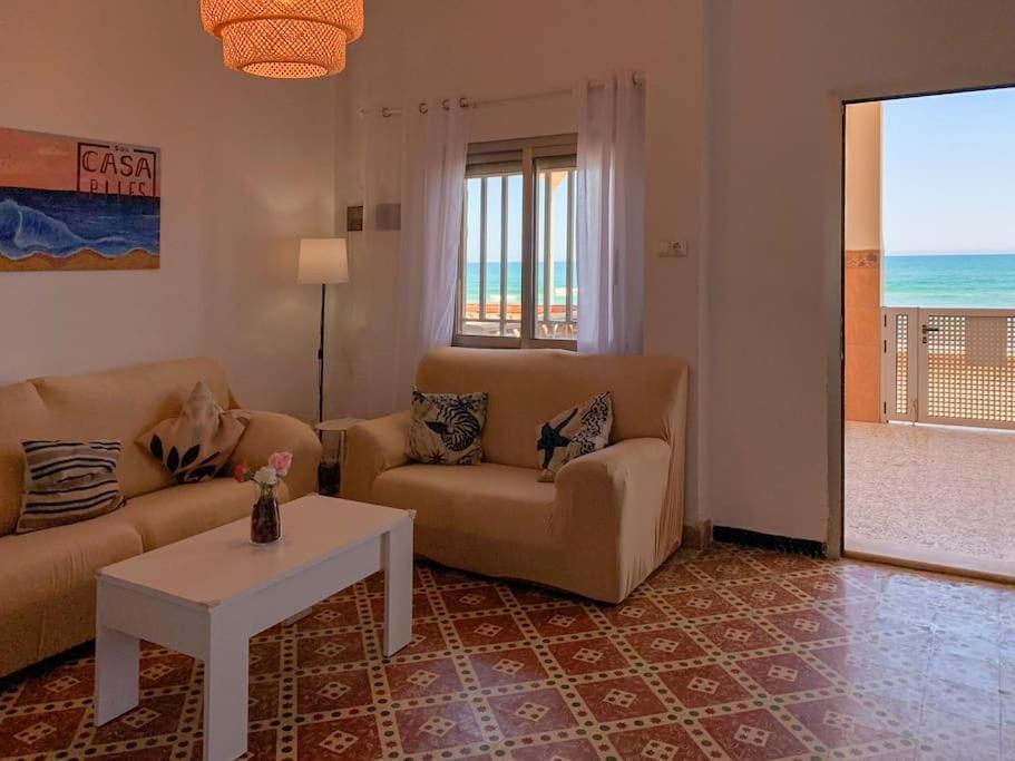 Beachfront House Piles Bagian luar foto