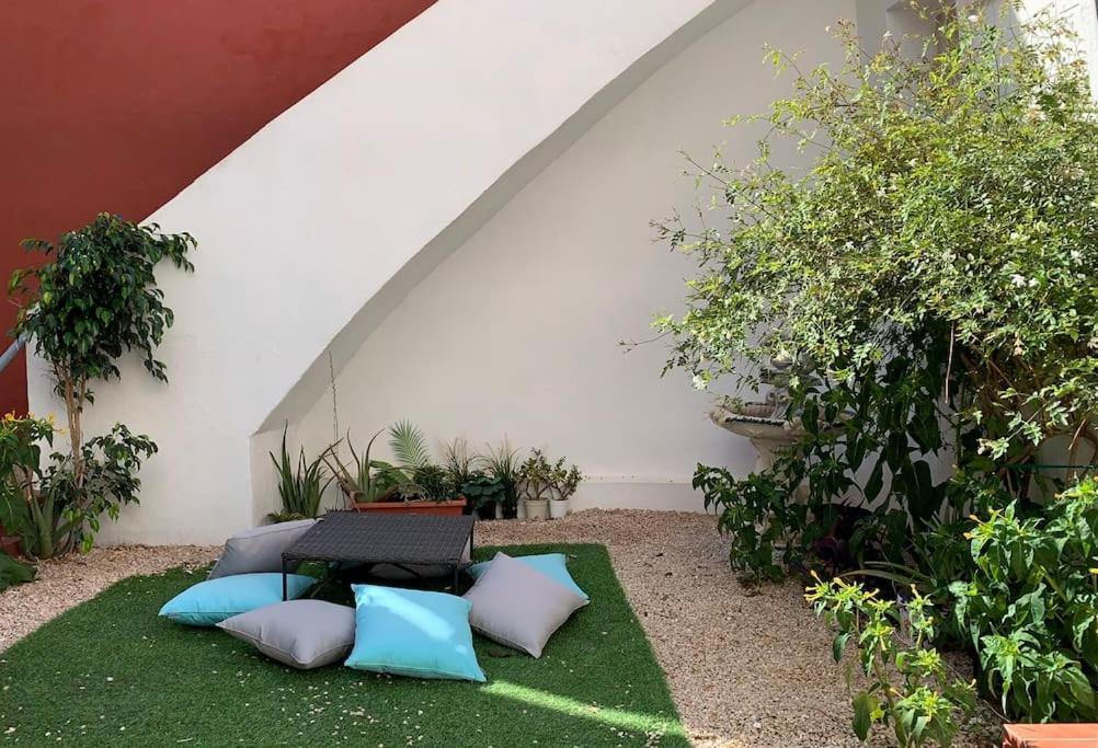 Beachfront House Piles Bagian luar foto