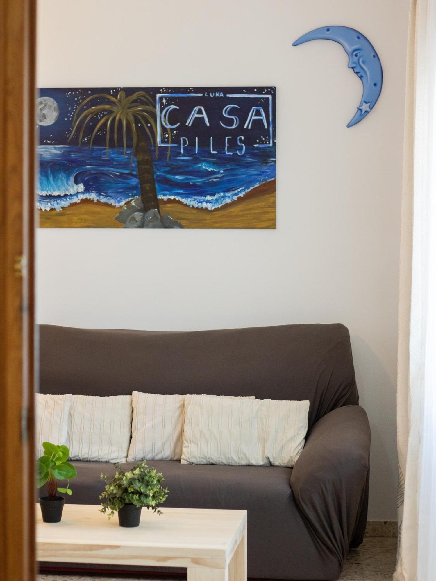 Beachfront House Piles Bagian luar foto